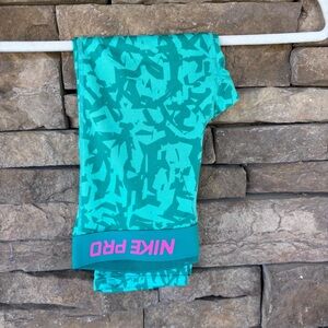 Nike‎ Pro Teal Patterned Leggings